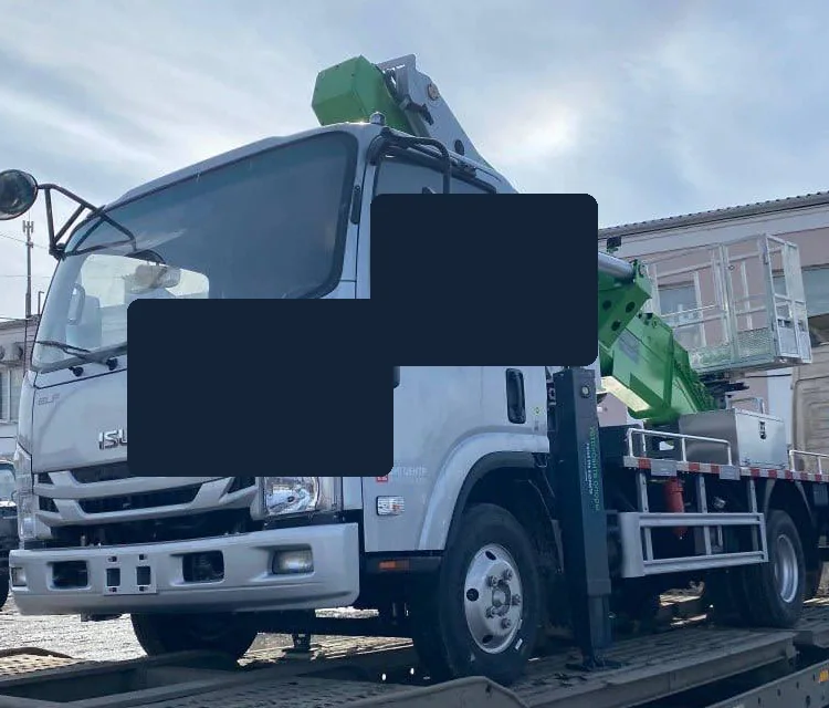 Автовышка Isuzu на выдаче