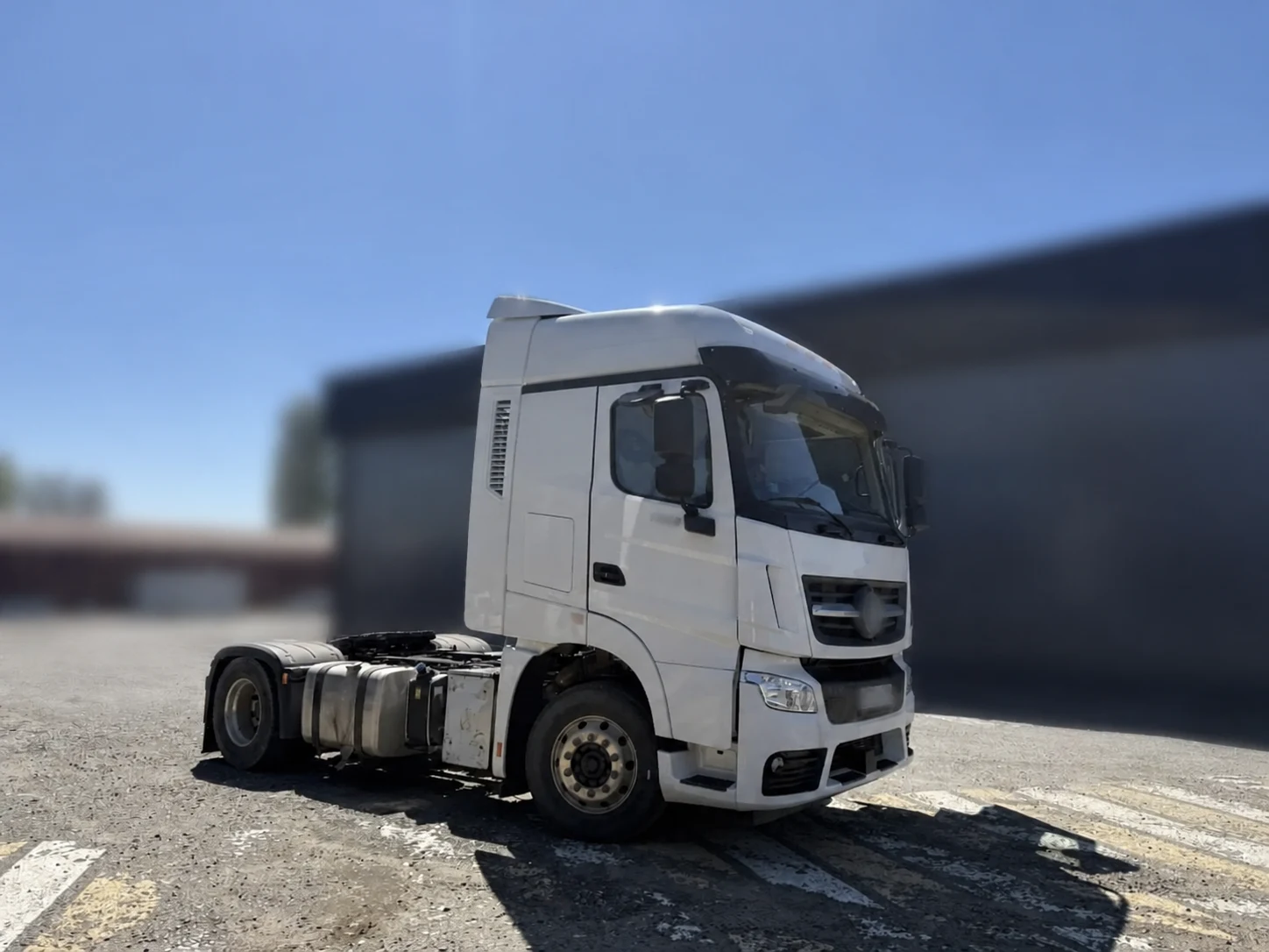 Тягач BEIBEN 4×2: выдача в лизинг